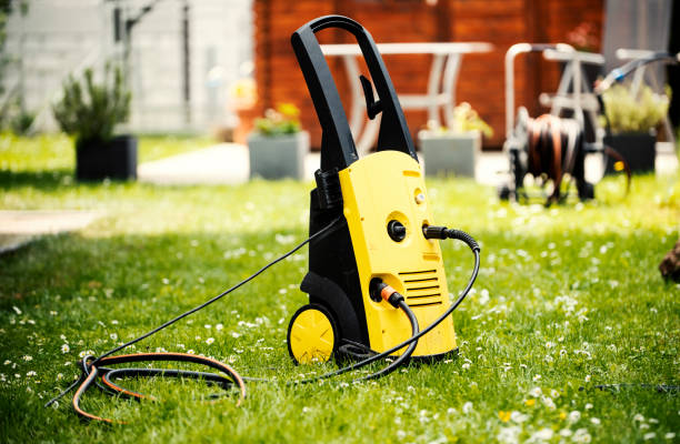 Best Driveway Pressure Washing  in West Kittanning, PA